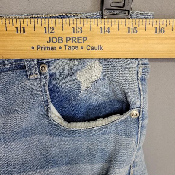 Soho Shorts Womens 10 Blue Denim Distressed Thrashed Raw Hem Ripped - Picture 4 of 11